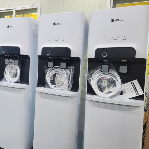 Dozator apa de podea